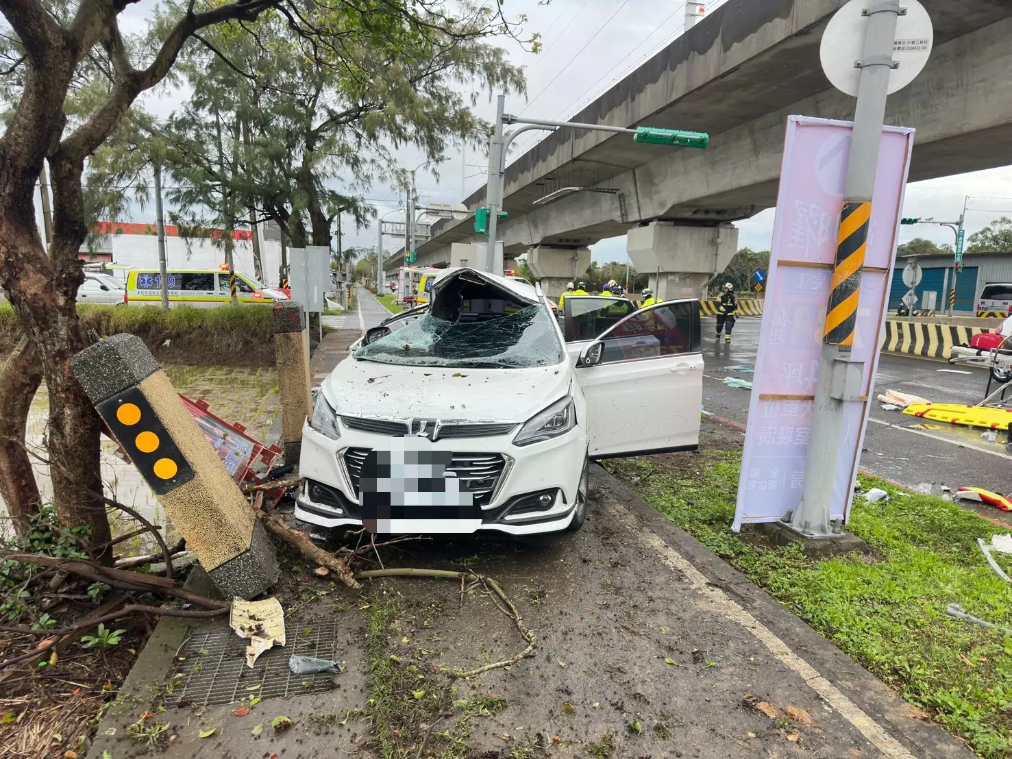 楊梅轎車遭大貨車撞釀2死2傷!傷者最新狀況曝光 楊梅轎車遭大貨車撞釀2死2傷!傷者最新狀況曝光