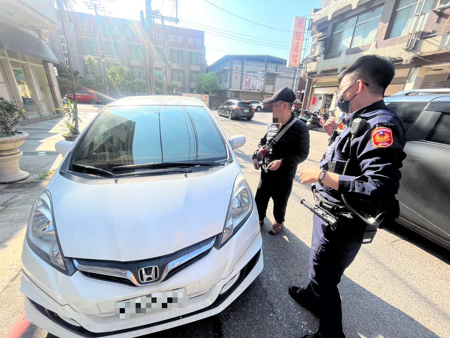 愛車遭竊?楊梅翁記錯車位嚇壞報案 警細心搜索解烏龍 愛車遭竊?楊梅翁記錯車位嚇壞報案 警細心搜索解烏龍
