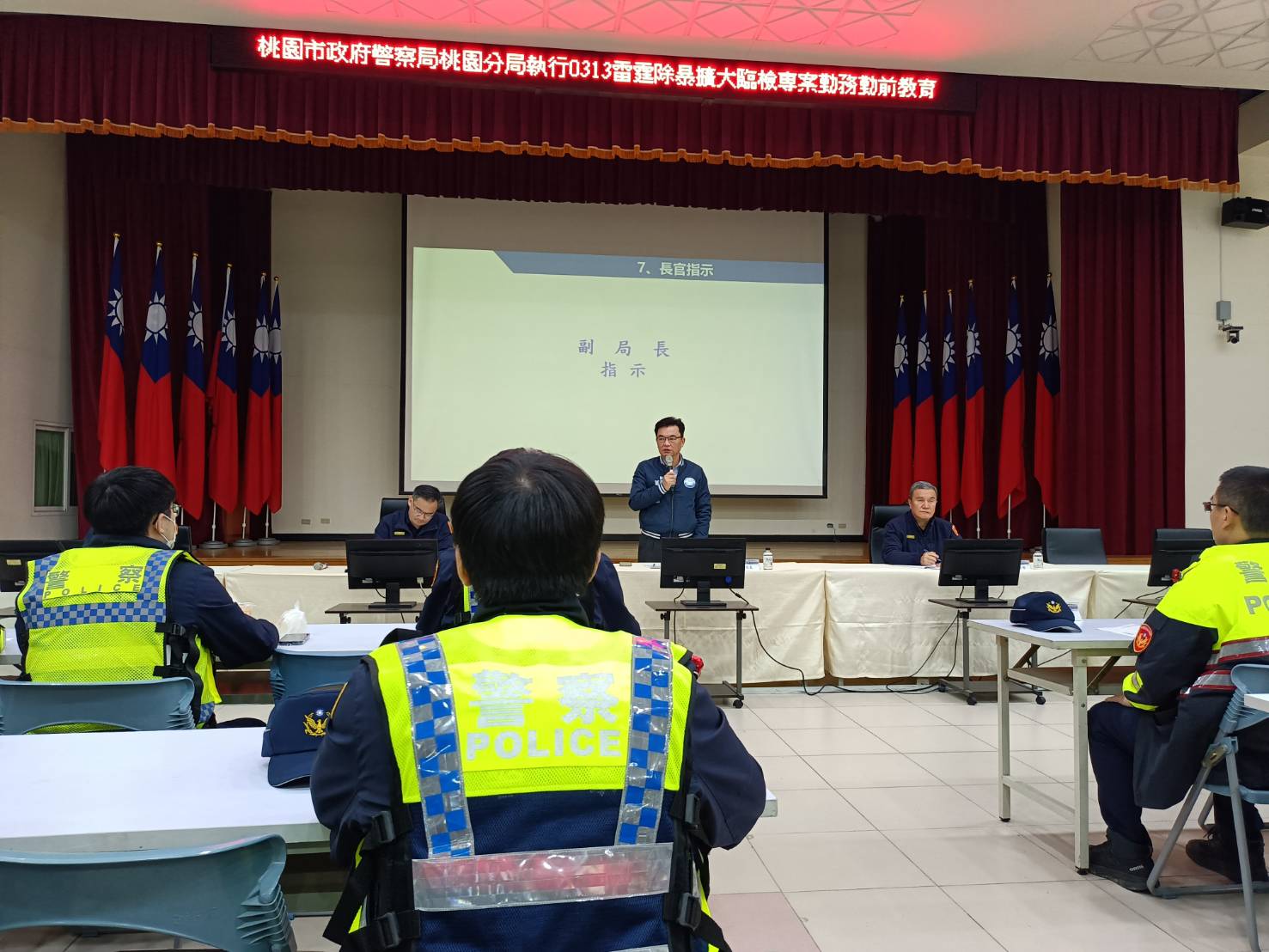 桃園停車場爆鬥毆!男酒後失控踹車成導火線 17人大亂鬥全遭送辦 S 97173576