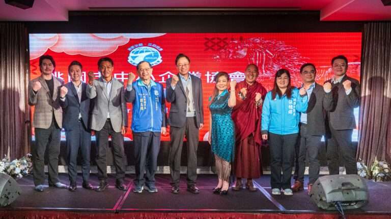 張善政出席桃園中小企業團拜 盛讚工業產值全台第一