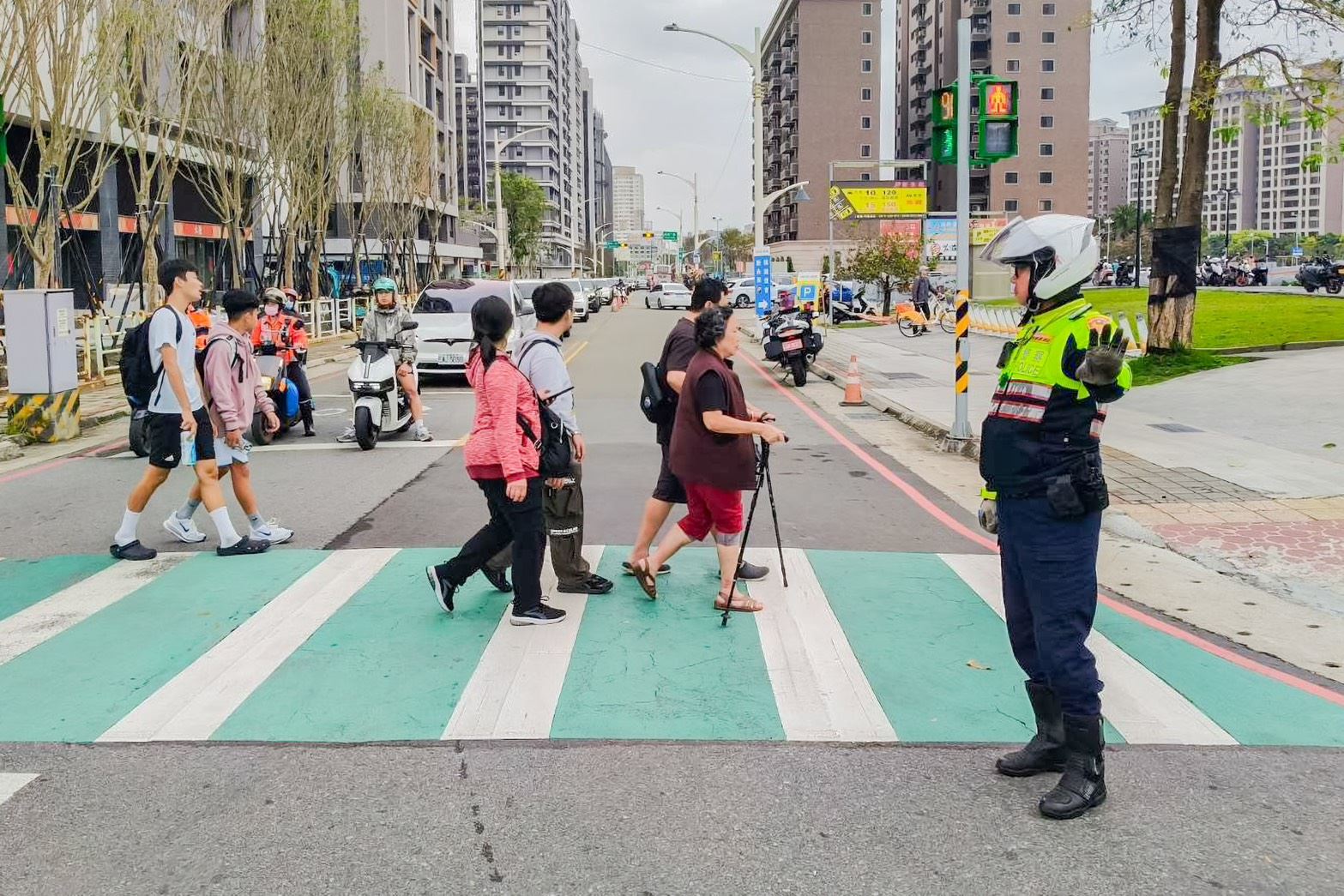 a2097806 0a71 40d6 b1ac 042185f2fe7f