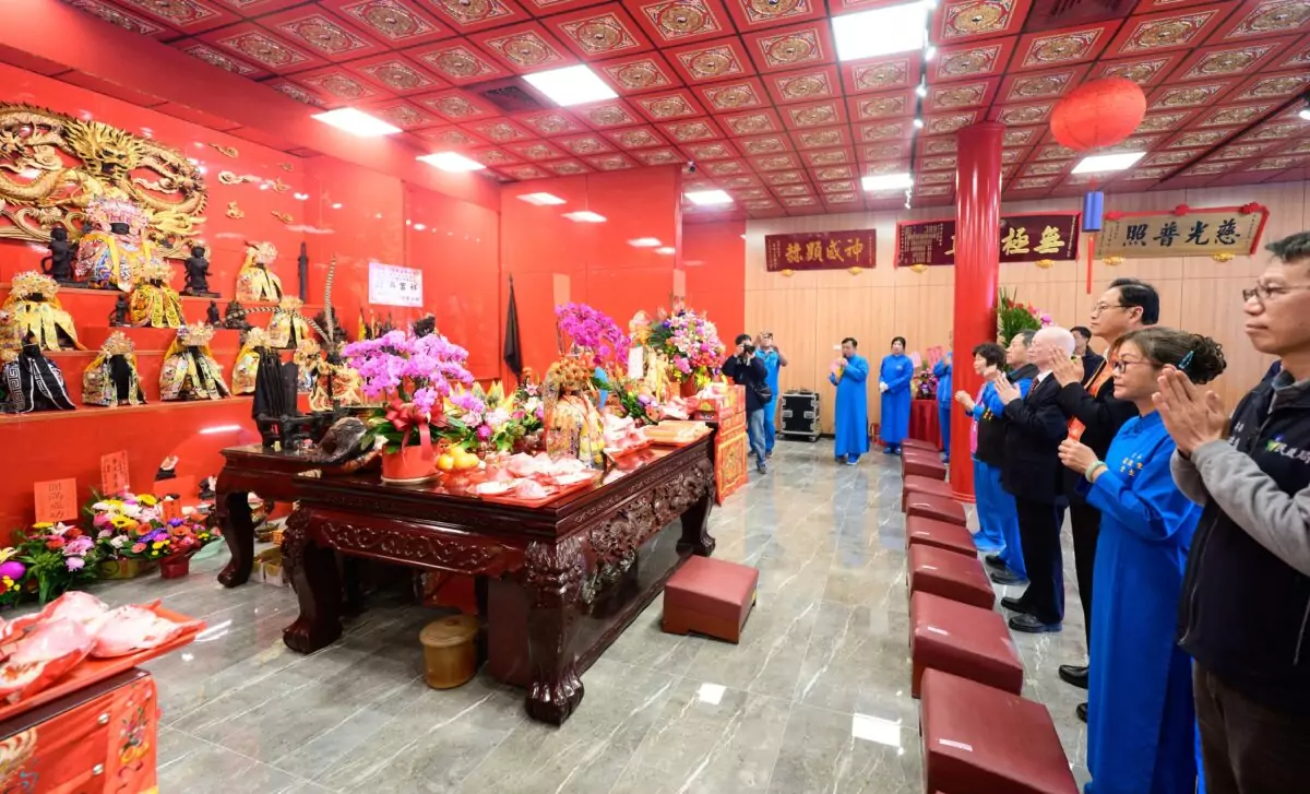 母娘新家落成!張善政出席大溪天山慈惠堂安座、讚公益典範 a5f45f58 07f2 405d 9aea af561883c843