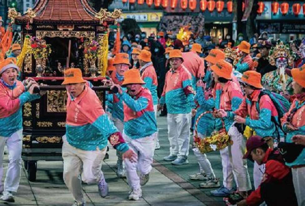 桃園景福宮3/8舉辦開漳聖王文化季踩街遶境 開放信眾鑽轎底祈福