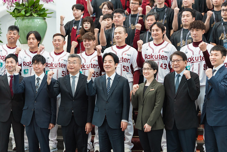 ced8c4d9 75a3 40be 9eff c8a0314931cd