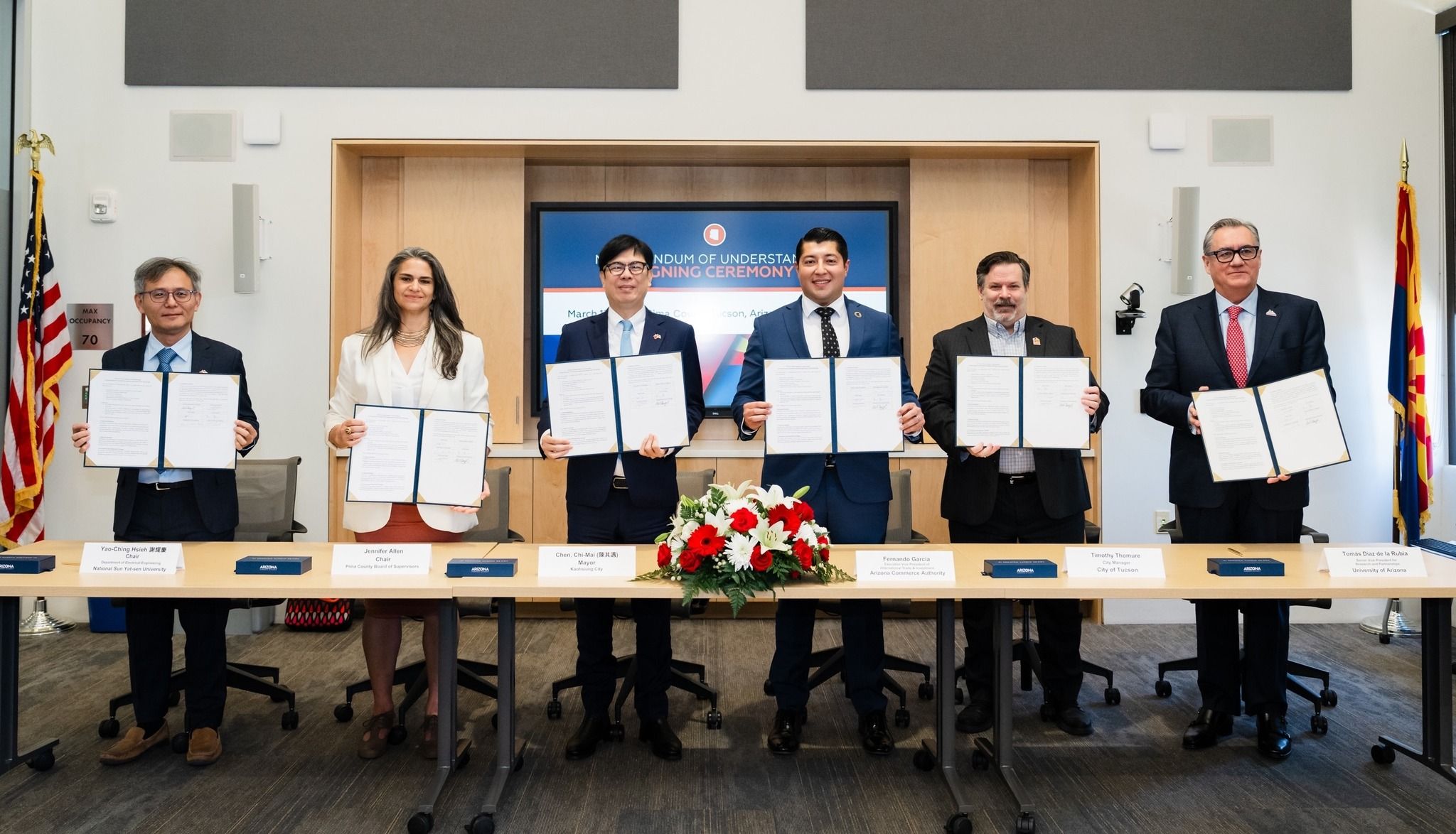 陳其邁訪美再下一城!「光學之谷」簽六方MOU 促產官學合作 陳其邁訪美再下一城!「光學之谷」簽六方MOU 促產官學合作