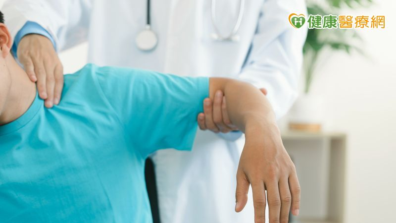 年節「連續糖彈」轟炸!醫:糖友恐釀「五十肩」