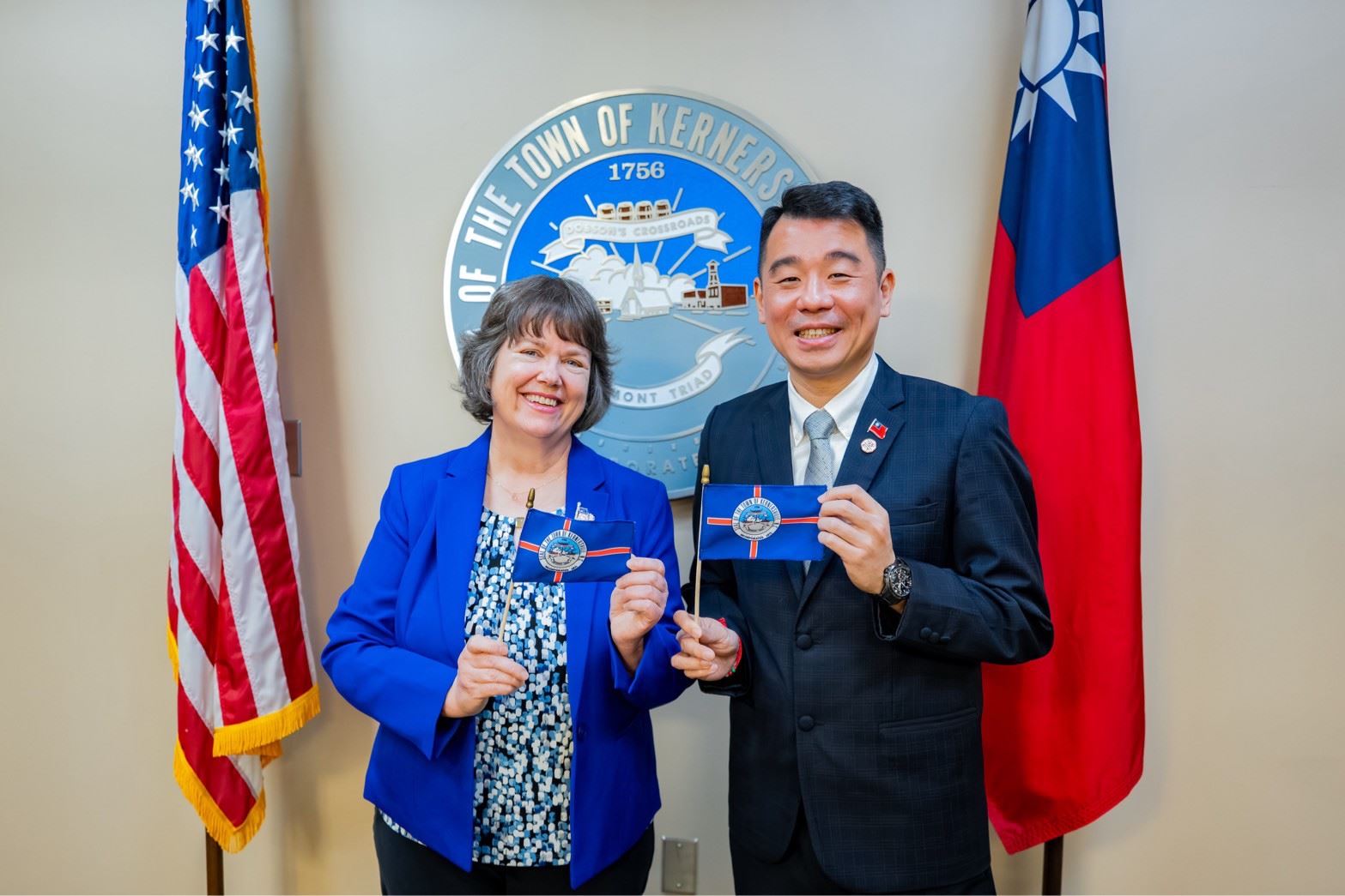 桃園市府拜會美國科納斯維爾市長 22年歷史大溪陀螺背後故事曝 f3cd482a 8ec8 4dcf 9217 46300d8c82b9