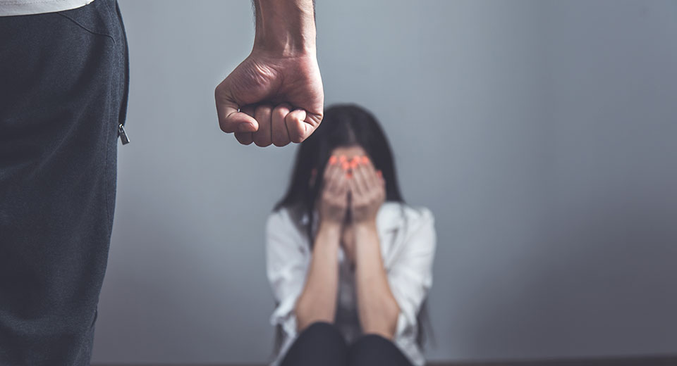 恐怖情人其實有跡可循?徵信社揭5大常見控制手段 近3年情感糾紛求助案件增近4成 恐怖情人其實有跡可循?徵信社揭5大常見控制手段 近3年情感糾紛求助案件增近4成