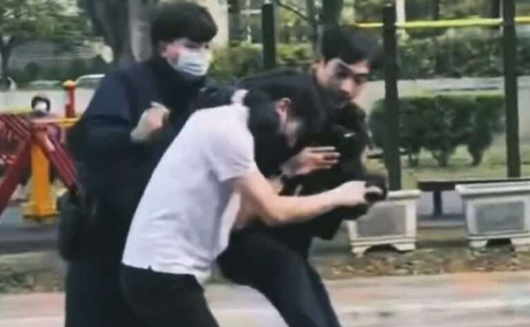 【有片】中壢老婦投資生基塔位遭詐850萬 警當街圍捕畫面曝