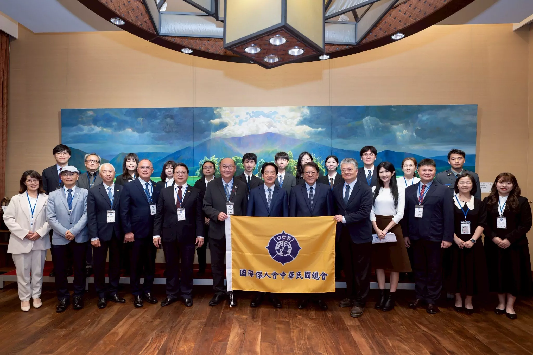 中原大學緊急醫療救護社展現青年責任感與行動力 社團評鑑獲全國特優 中原大學緊急醫療救護社展現青年責任感與行動力 社團評鑑獲全國特優