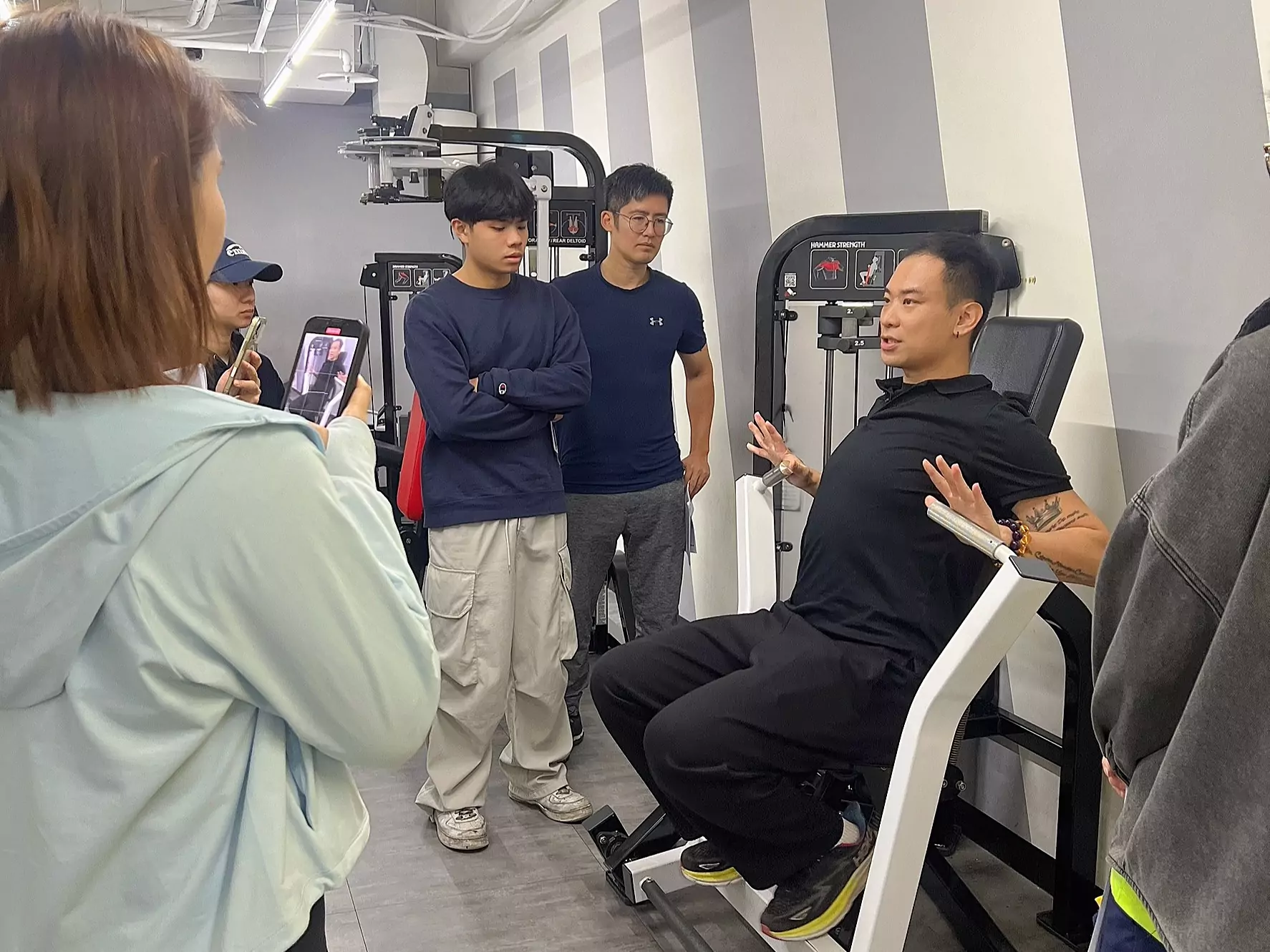 圖一：健身金牌教練Luke徐裕勝分享如何透過學習健身專業，為自己開拓第二職涯跑道。圖