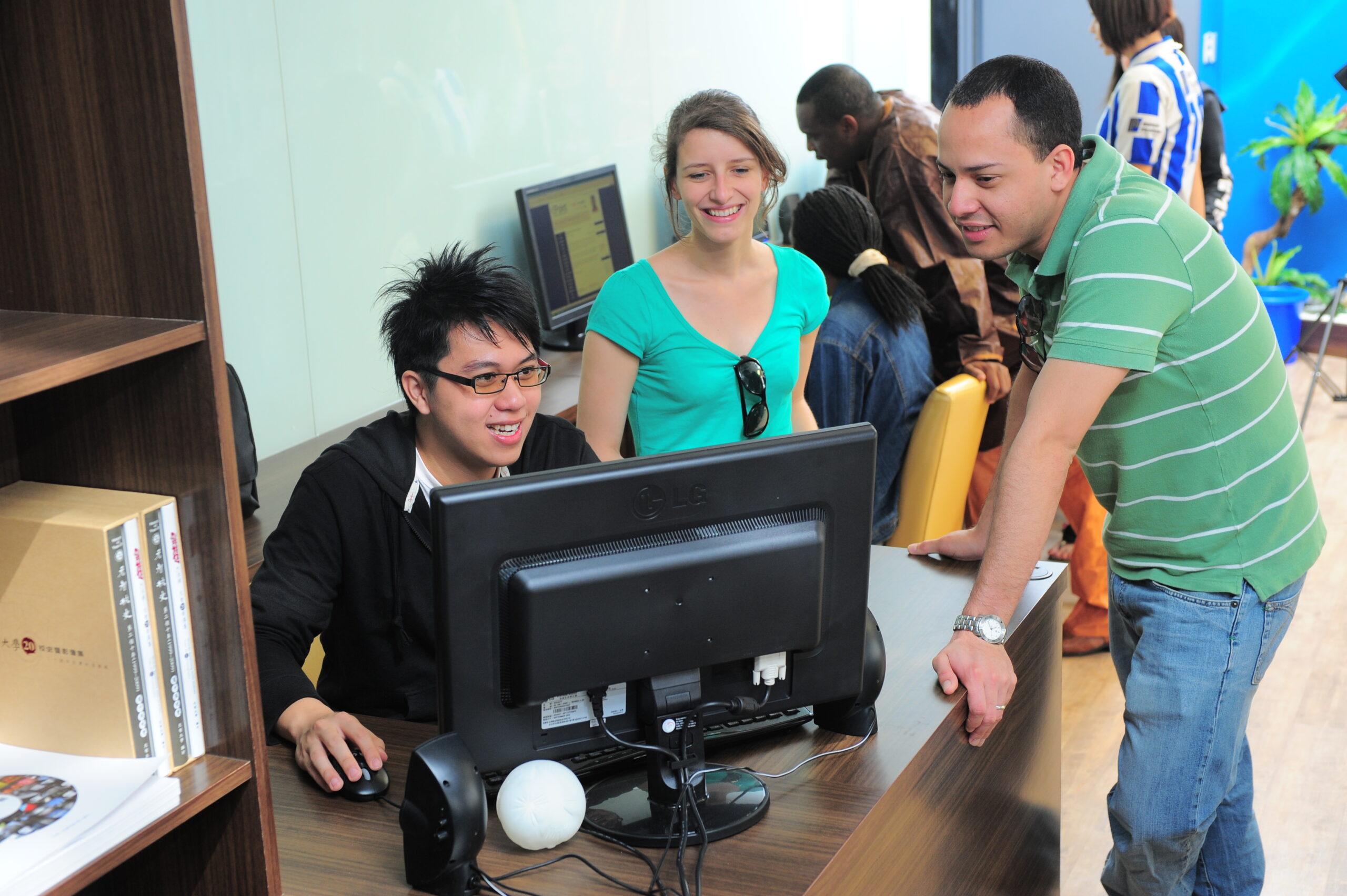 元智大學「校學士制度」課程規畫具4大核心重點 培育國際視野人才 圖三元智於115學年將「AI程式語言」列為全校大一新生必修課程 scaled