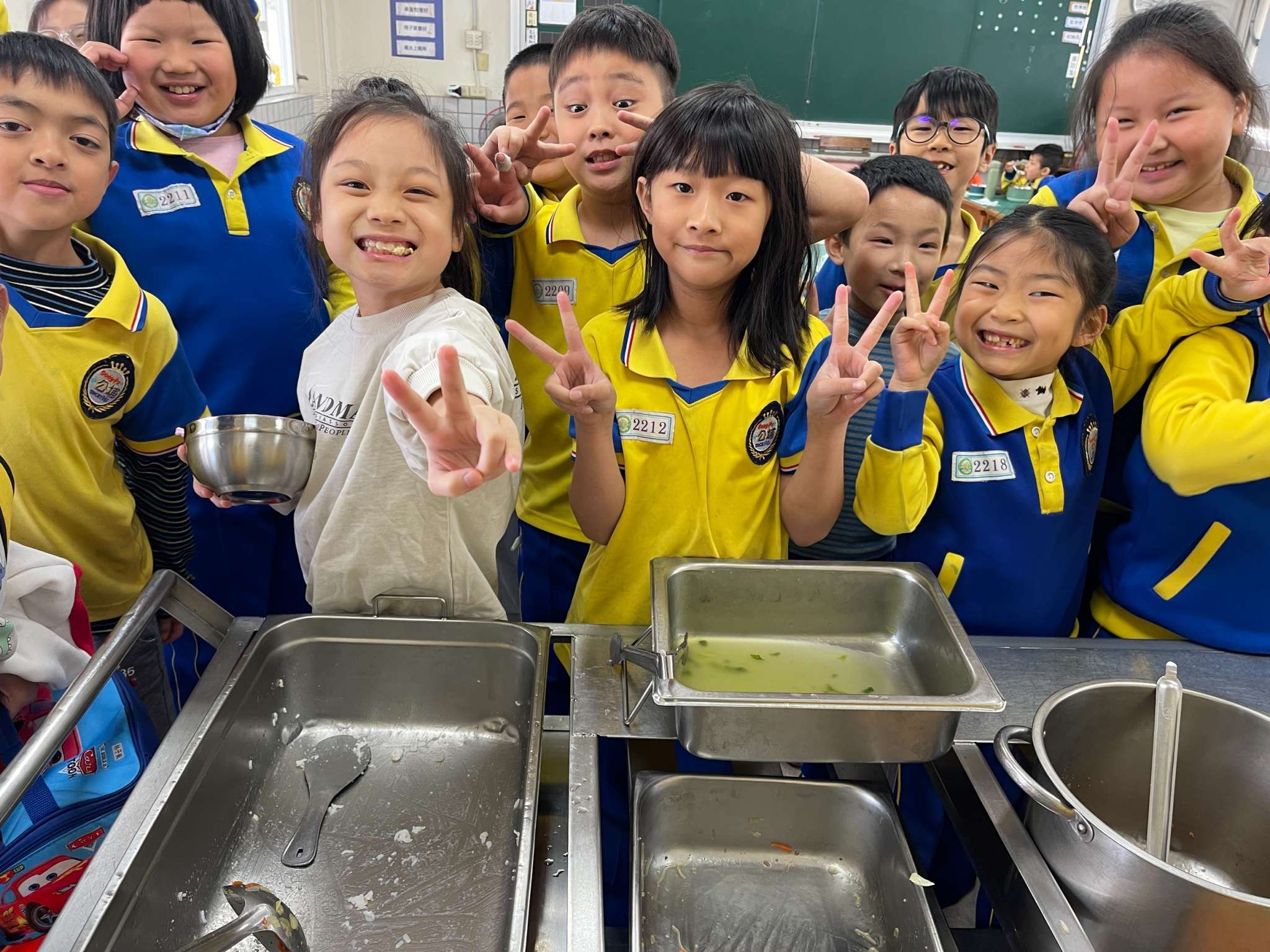 蘆竹公埔國小兒童節玩創意 惜食選大餐、合作尋蛋寓教於樂 蘆竹公埔國小兒童節玩創意 惜食選大餐、合作尋蛋寓教於樂