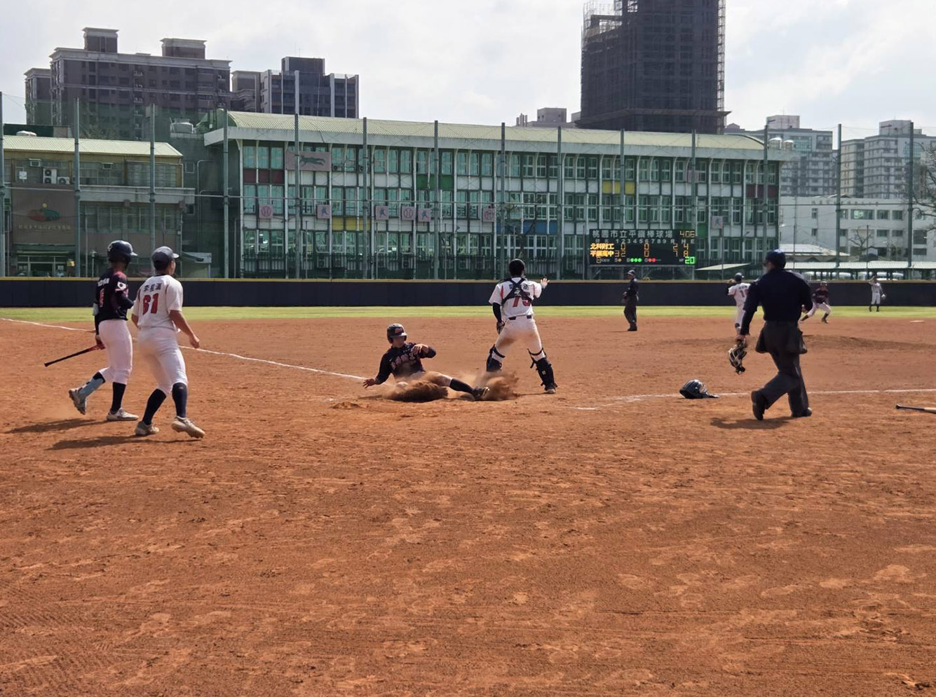 首屆桃園社區棒球聯賽開打火熱 U10賽程衝突意外延至6月 首屆桃園社區棒球聯賽開打火熱 U10賽程衝突意外延至6月