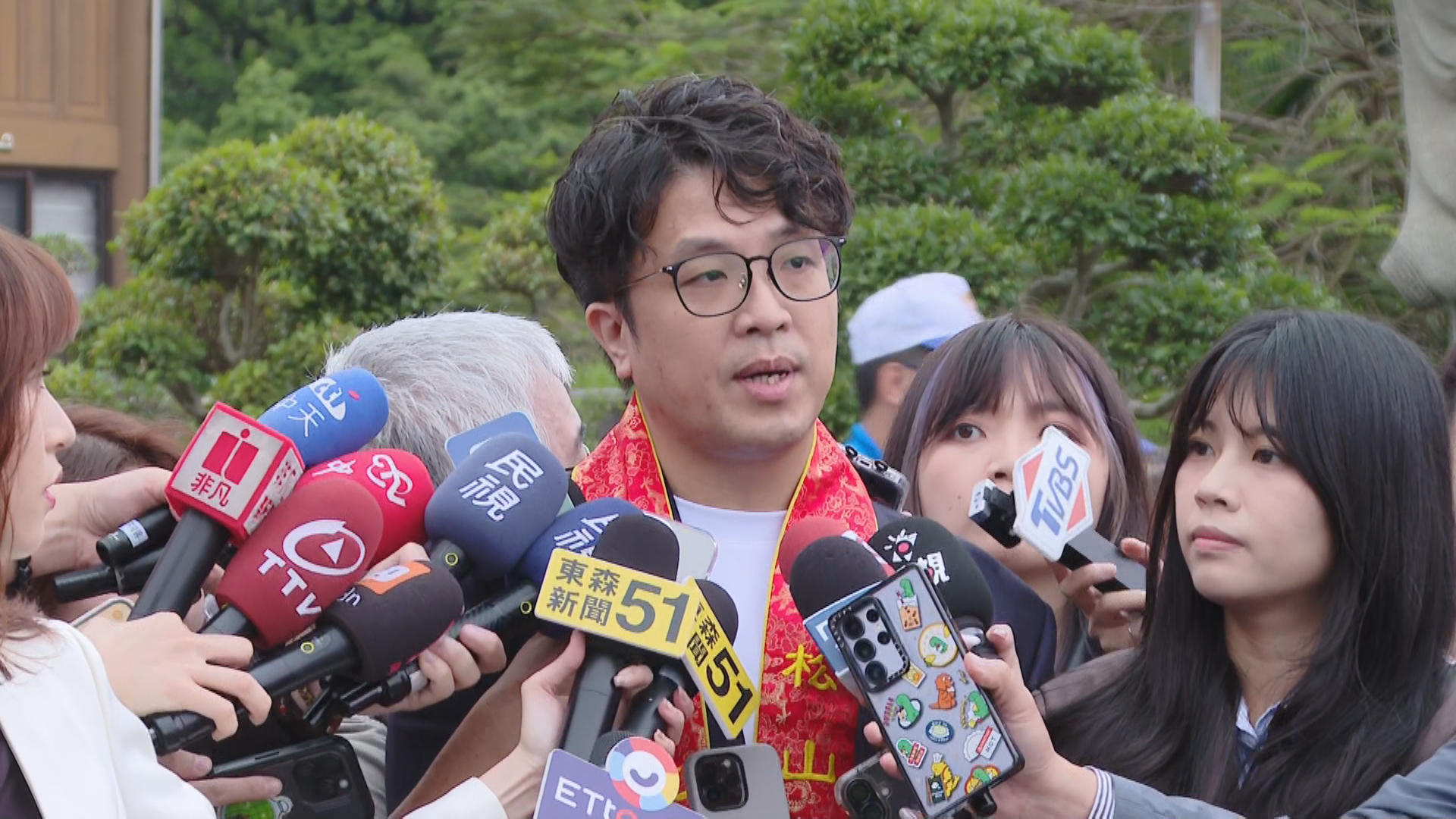 引《芙莉蓮》金句戰蔣萬安 沈伯洋喊砍雙城改辦「無限城論壇」動漫迷嗨翻 引《芙莉蓮》金句戰蔣萬安 沈伯洋喊砍雙城改辦「無限城論壇」動漫迷嗨翻