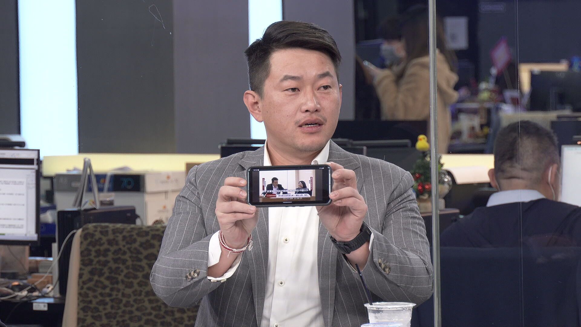 重申未認「惡意指控」 陳柏惟談性騷道歉:是為公眾人物性平標準負責 重申未認「惡意指控」 陳柏惟談性騷道歉:是為公眾人物性平標準負責