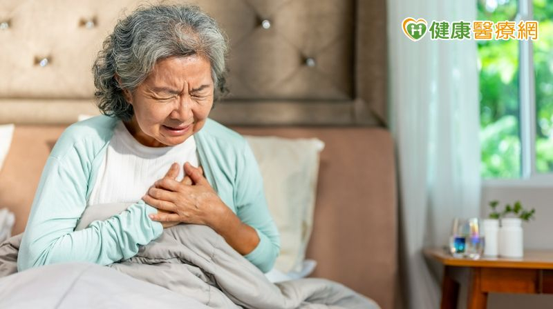 冠狀動脈阻塞怎麼辦?醫揭治療關鍵 出現胸悶別拖 冠狀動脈阻塞怎麼辦?醫揭治療關鍵 出現胸悶別拖