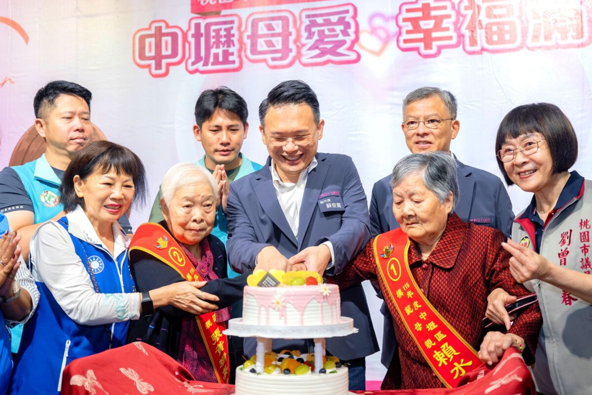 29f1bdc0 d061 4251 bb31 b155d19dd5bd