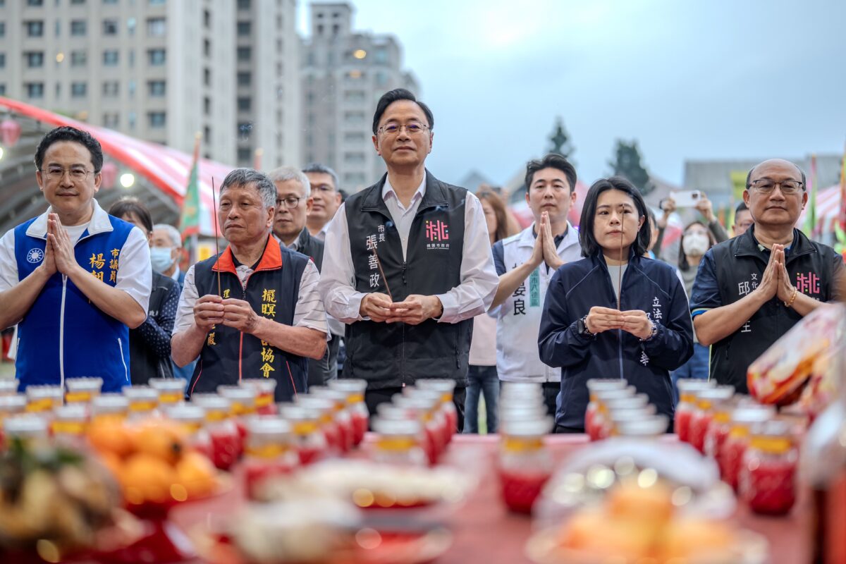 38cf13bc f11d 49d7 b3ca 227a14c6d3bc