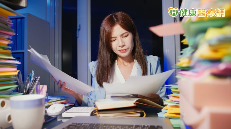 維持大腦健康!專家點名6大NG習慣 自我否定、一心多用都上榜 維持大腦健康!專家點名6大NG習慣 自我否定、一心多用都上榜