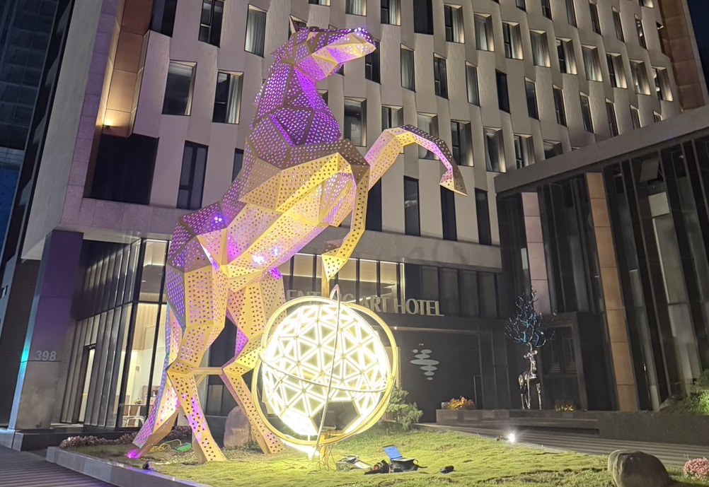 桃園燈會主燈「飛馬耀桃園」再利用 成八德觀光新亮點 桃園燈會主燈「飛馬耀桃園」再利用 成八德觀光新亮點