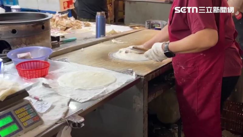 吃春捲集體中毒!沙門氏菌肆虐 醫警告5類料理最危險 吃春捲集體中毒!沙門氏菌肆虐 醫警告5類料理最危險