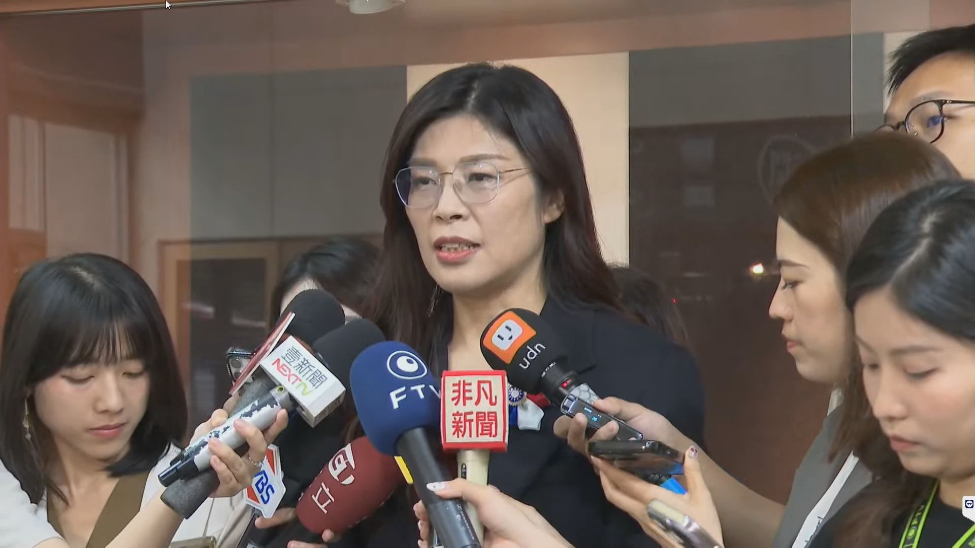 軍購協商延遲與「鄭習會」有關? 鄭麗文:黨團自主為一貫原則 軍購協商延遲與「鄭習會」有關? 鄭麗文:黨團自主為一貫原則