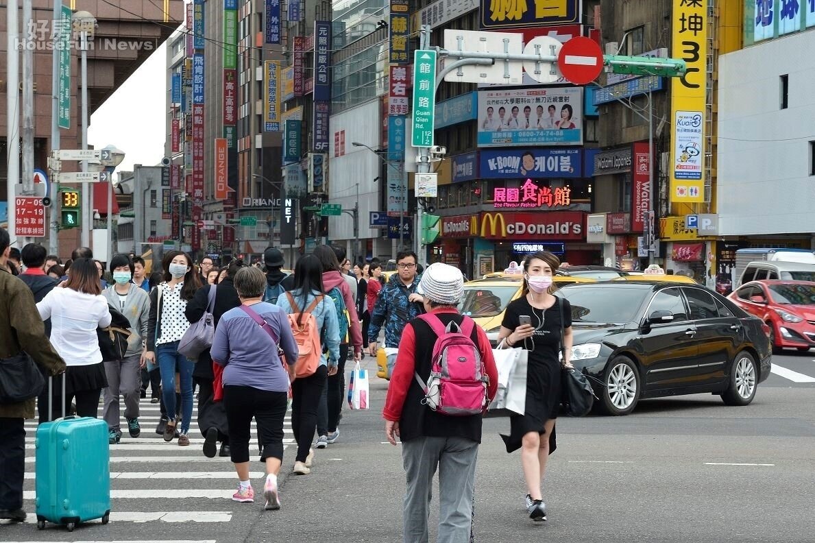 買不起→不得不買!40~50歲中年大軍「含淚進場」躍購屋主力 買不起→不得不買!40~50歲中年大軍「含淚進場」躍購屋主力