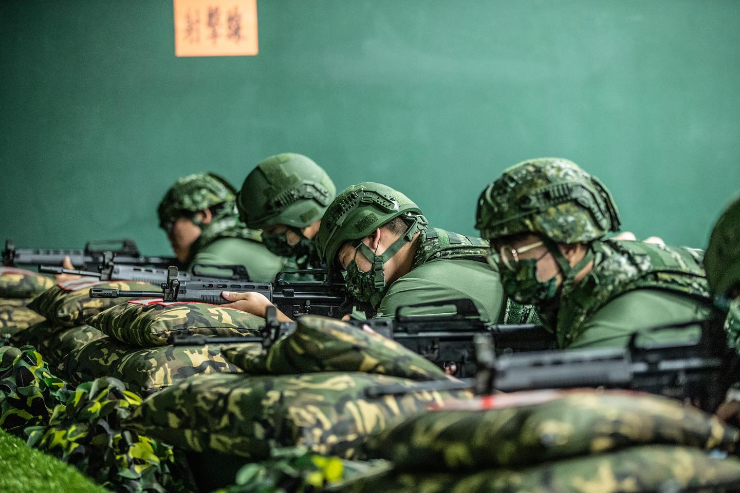 畢業即當兵有彈性! 內政部開放役男線上申請優先或延緩入營 畢業即當兵有彈性! 內政部開放役男線上申請優先或延緩入營