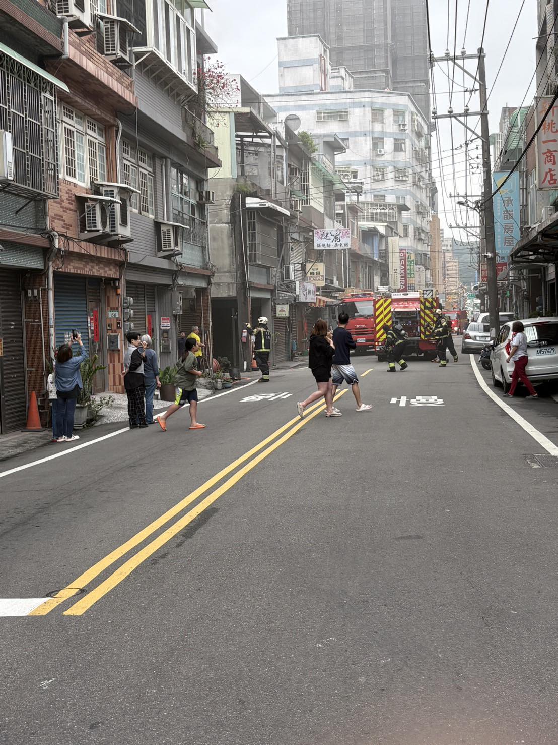 桃園民宅神明廳中午竄火舌!桃消緊急出動5分鐘化解危機 666261320 122179085864402130 8879529951977730390 n