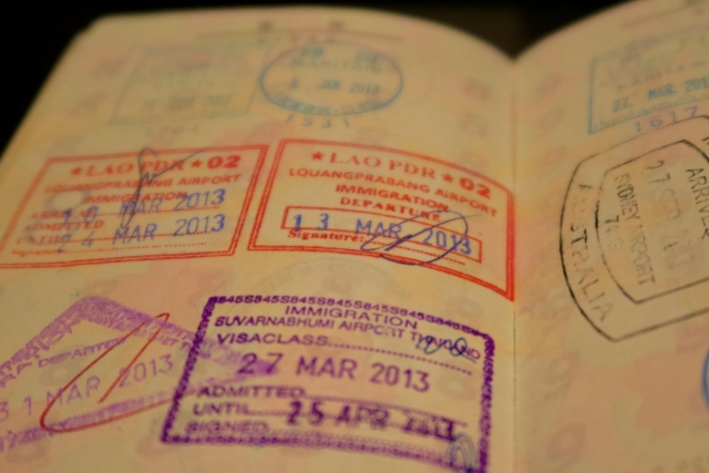 中生依親設籍台灣卻持用中國護照 定居許可遭廢、提訴願被駁回 中生依親設籍台灣卻持用中國護照 定居許可遭廢、提訴願被駁回