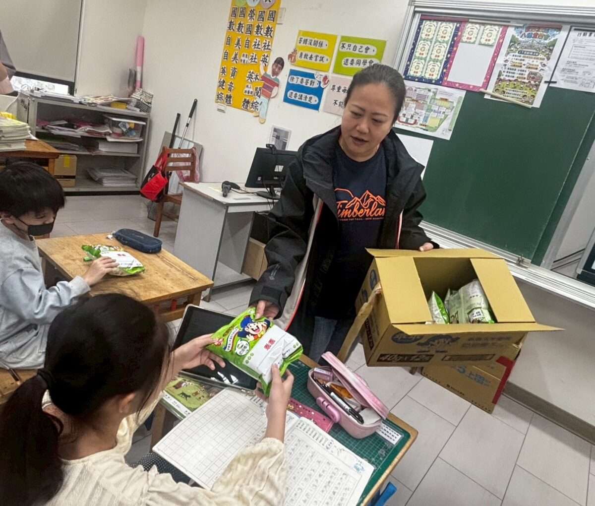 八德國小職員、家長攜手辦「童樂會」闖關結合教學寓教於樂 867 2