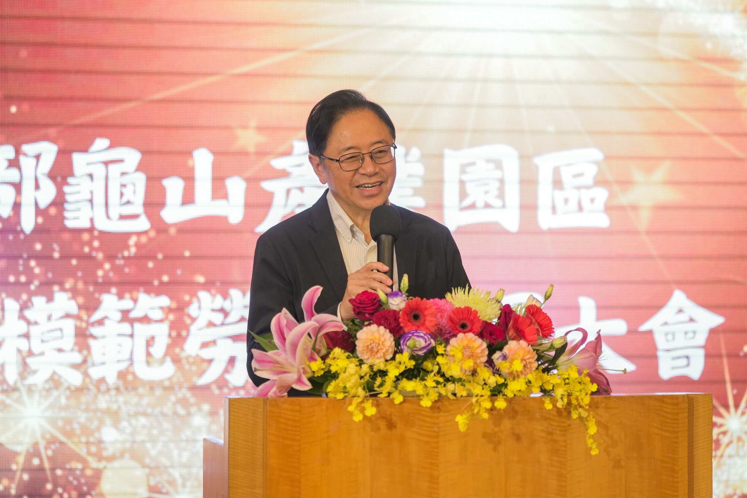 8985f14d 9d4e 4cd3 9f75 6828fb5964ec