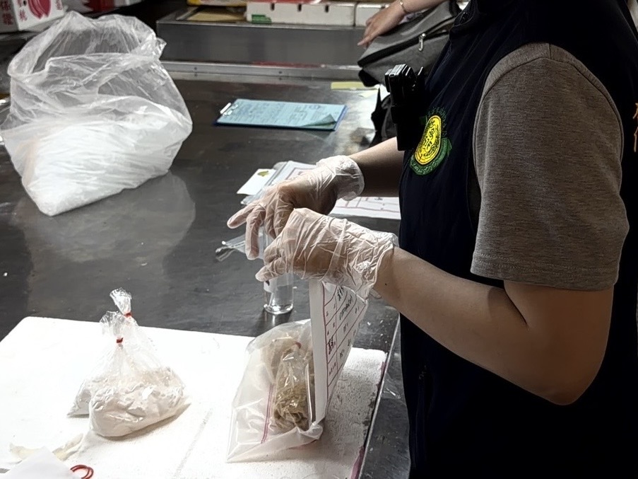 正義市場春捲食安案173人就醫 業者遭約談盼逐案協商賠償 正義市場春捲食安案173人就醫 業者遭約談盼逐案協商賠償