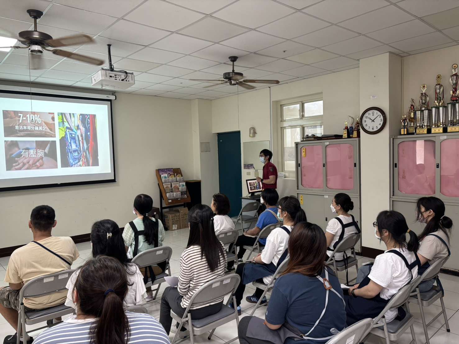 守護住民安全!青埔消防攜手誠信愛心家園 強化職員急救能力 守護住民安全!青埔消防攜手誠信愛心家園 強化職員急救能力