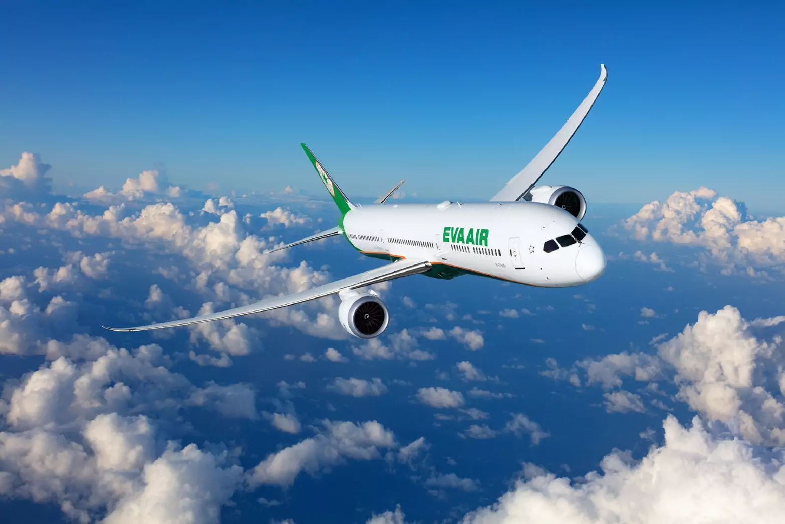 航空夢趁現在!長榮航空第二波地勤招募啟動 起薪4.3萬 航空夢趁現在!長榮航空第二波地勤招募啟動 起薪4.3萬
