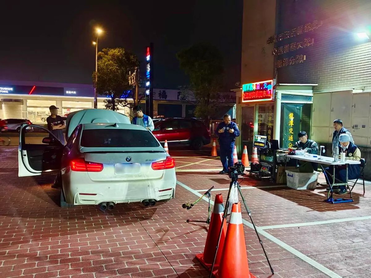 龍潭環警監深夜聯手加強取締 6車噪音超標裁罰逾2萬元 S 11788311