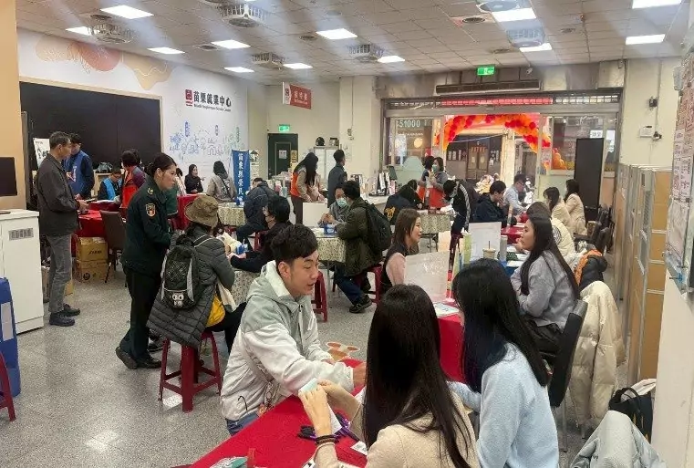 桃竹苗分署5月攜手154家企業釋逾6300職缺 客運駕駛月薪上看8萬元 桃竹苗分署5月攜手154家企業釋逾6300職缺 客運駕駛月薪上看8萬元