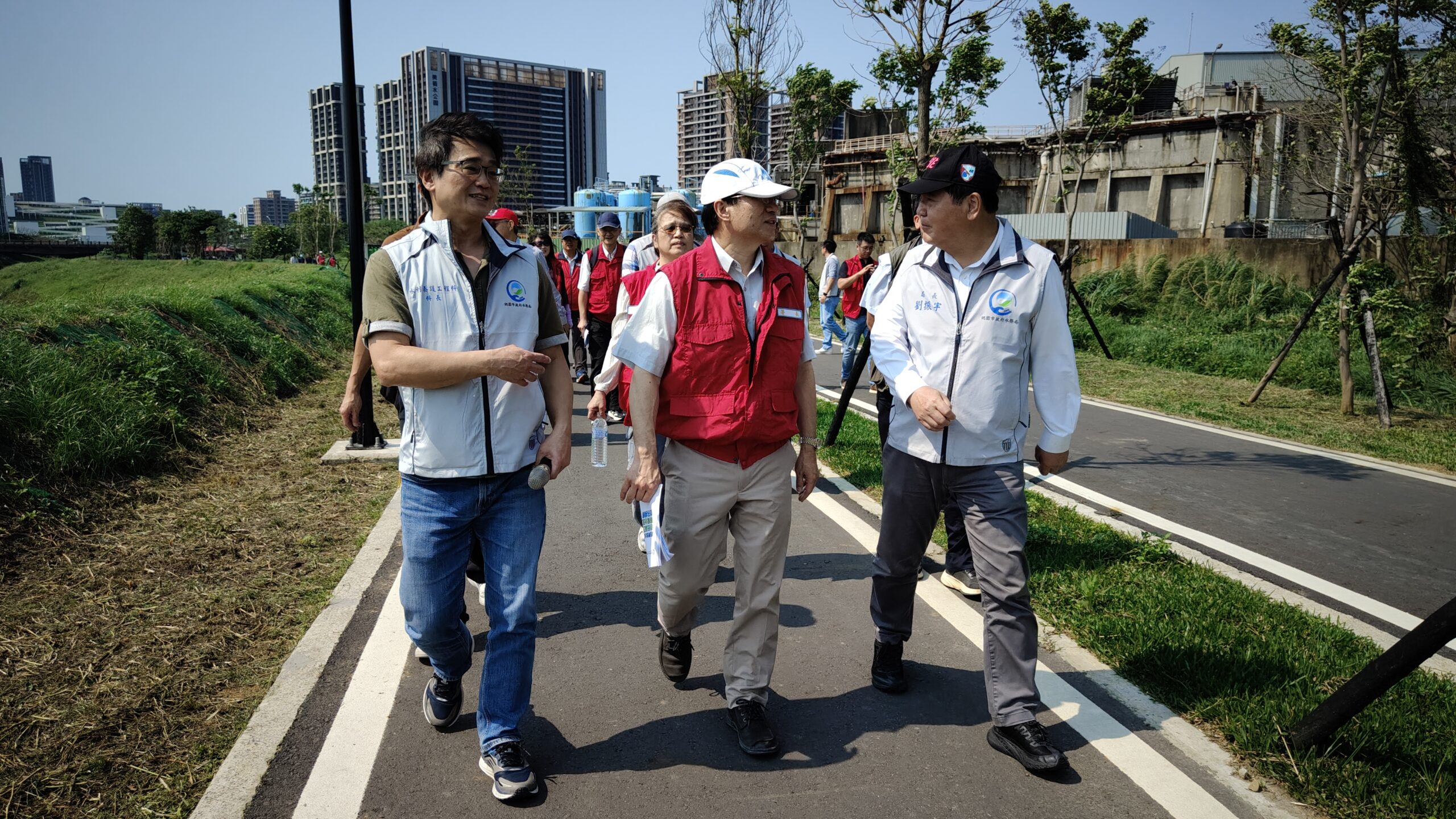 桃園老街溪右岸護岸及水防道路完工 打造智慧防災典範 S 37249172 0 0 scaled