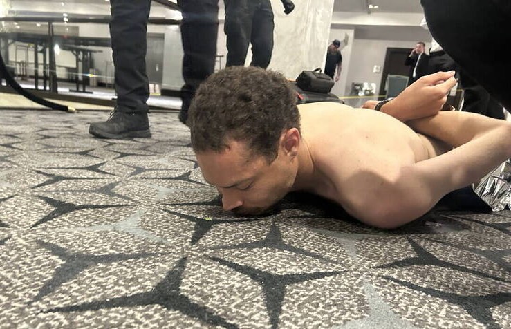 白宮晚宴槍擊案開庭!嫌涉暗殺總統3重罪 最重恐面臨終身監禁 白宮晚宴槍擊案開庭!嫌涉暗殺總統3重罪 最重恐面臨終身監禁