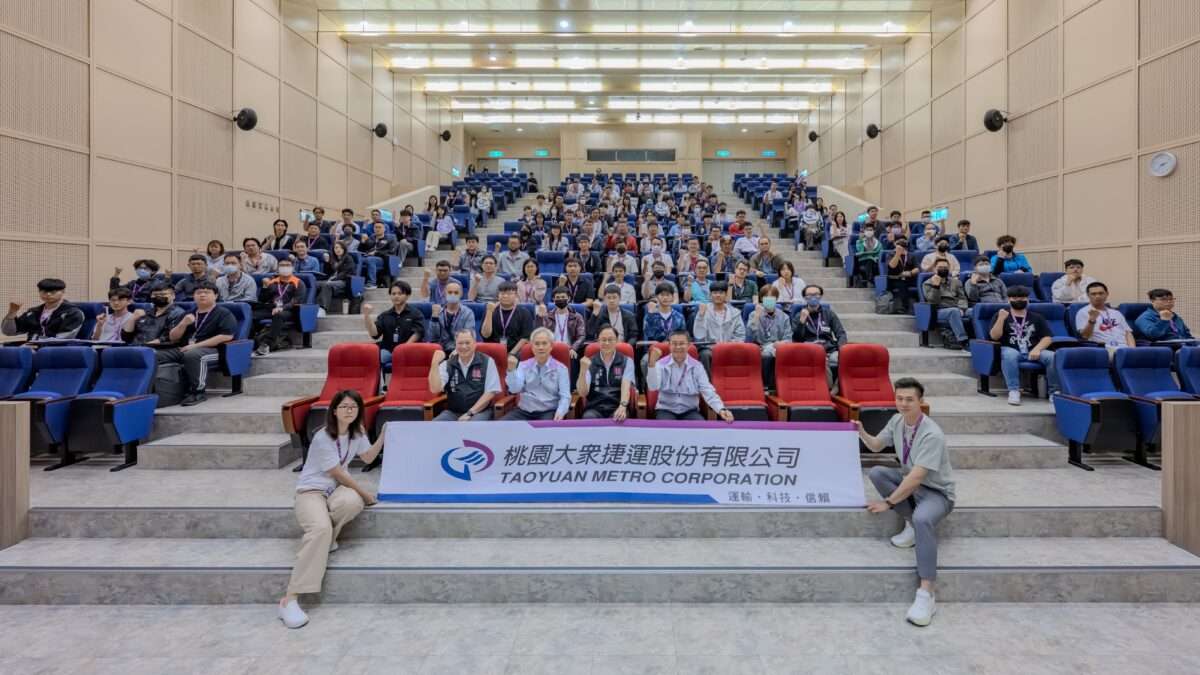 b9dc3ded 66f3 4566 b000 c910325acc0e