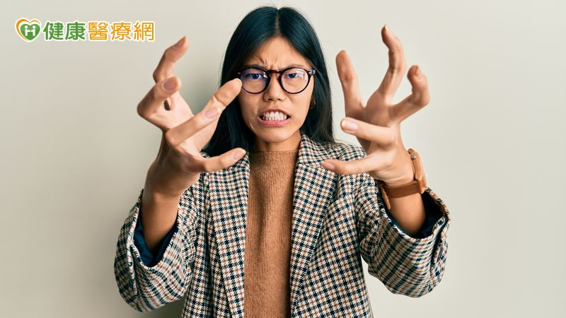 別把躁鬱當憂鬱!情緒像「雲霄飛車」非個性問題 醫揭關鍵警訊 別把躁鬱當憂鬱!情緒像「雲霄飛車」非個性問題 醫揭關鍵警訊