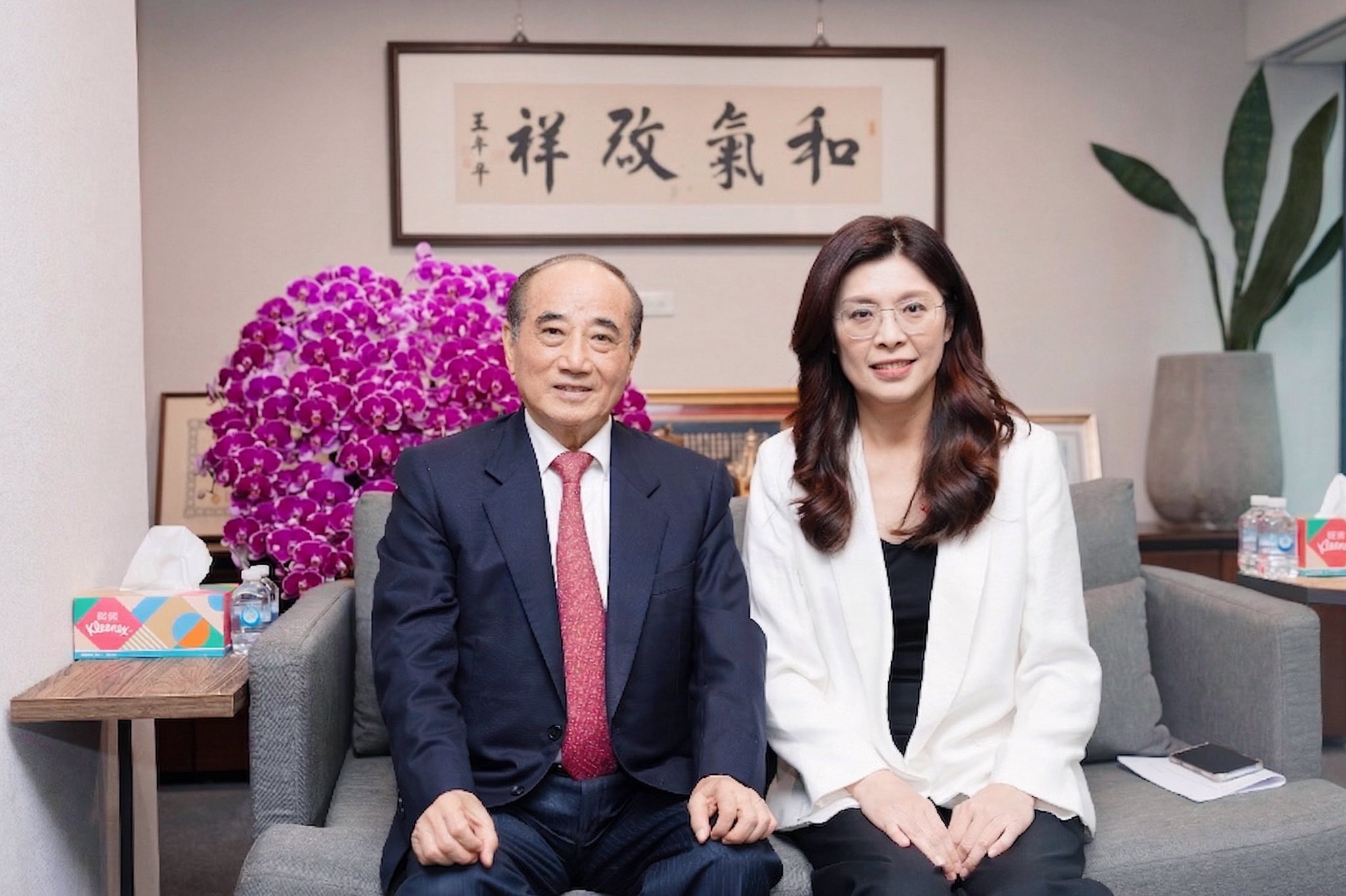 曝鄭麗文感受中國「百分百誠意」 王金平籲智慧接球惠台政策 曝鄭麗文感受中國「百分百誠意」 王金平籲智慧接球惠台政策