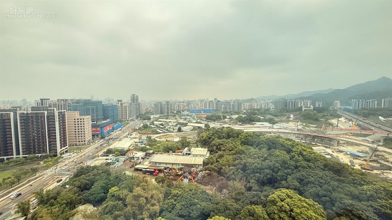 土城捷運站生活圈大升級!區徵案審議通過 聯手司法園區翻轉核心 土城捷運站生活圈大升級!區徵案審議通過 聯手司法園區翻轉核心