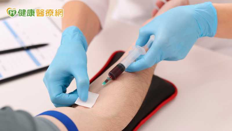 年輕人高血脂盛行率逾3成 「壞膽固醇」恐釀失能危機!醫揭控制標準 年輕人高血脂盛行率逾3成 「壞膽固醇」恐釀失能危機!醫揭控制標準