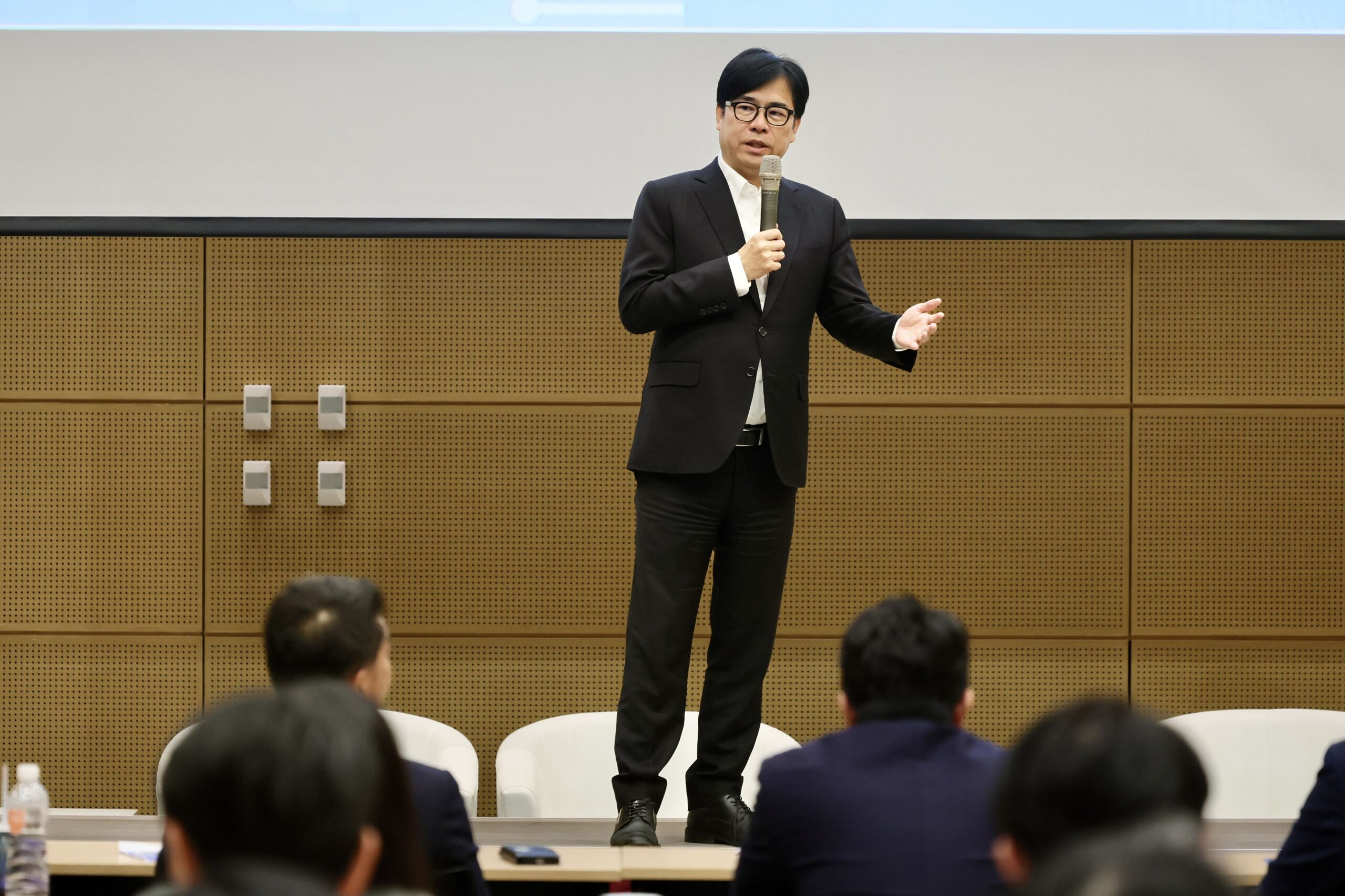 籲鄭麗文當面叫習近平別再軍演 陳其邁:別讓台灣人失望 籲鄭麗文當面叫習近平別再軍演 陳其邁:別讓台灣人失望