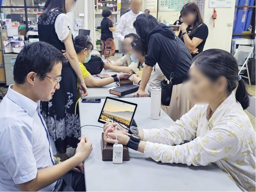 5G智慧檢測走進巷弄!深禾醫學攜手臺大名醫團隊 打造社區健康守護新模式 y6545f 1