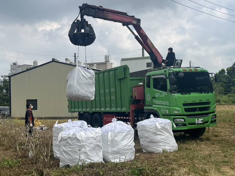亂丟石綿恐挨罰千萬!桃園海資處即起受理「免費清運」申請 第3張4