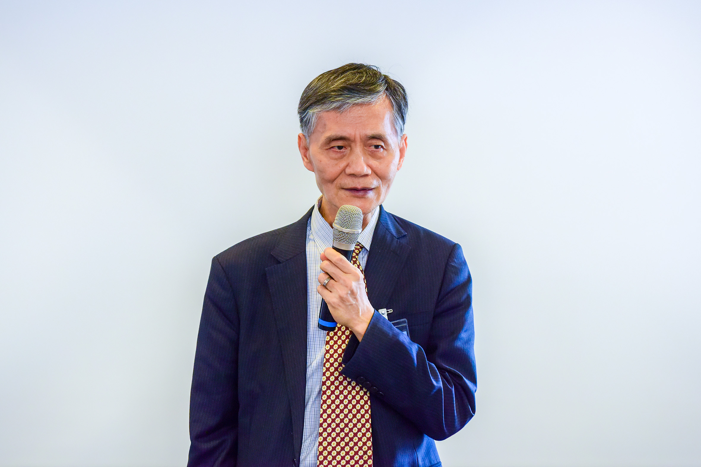 02 中原大學校長李英明於啟用典禮致詞，強調跨域合作與生醫人才培育的重要使命。 0