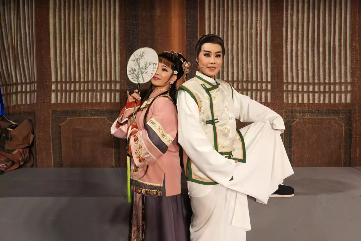 桃園閩南巡演蘆竹登場!薪傳歌仔戲劇團《三人五目》幽默開演 1 5